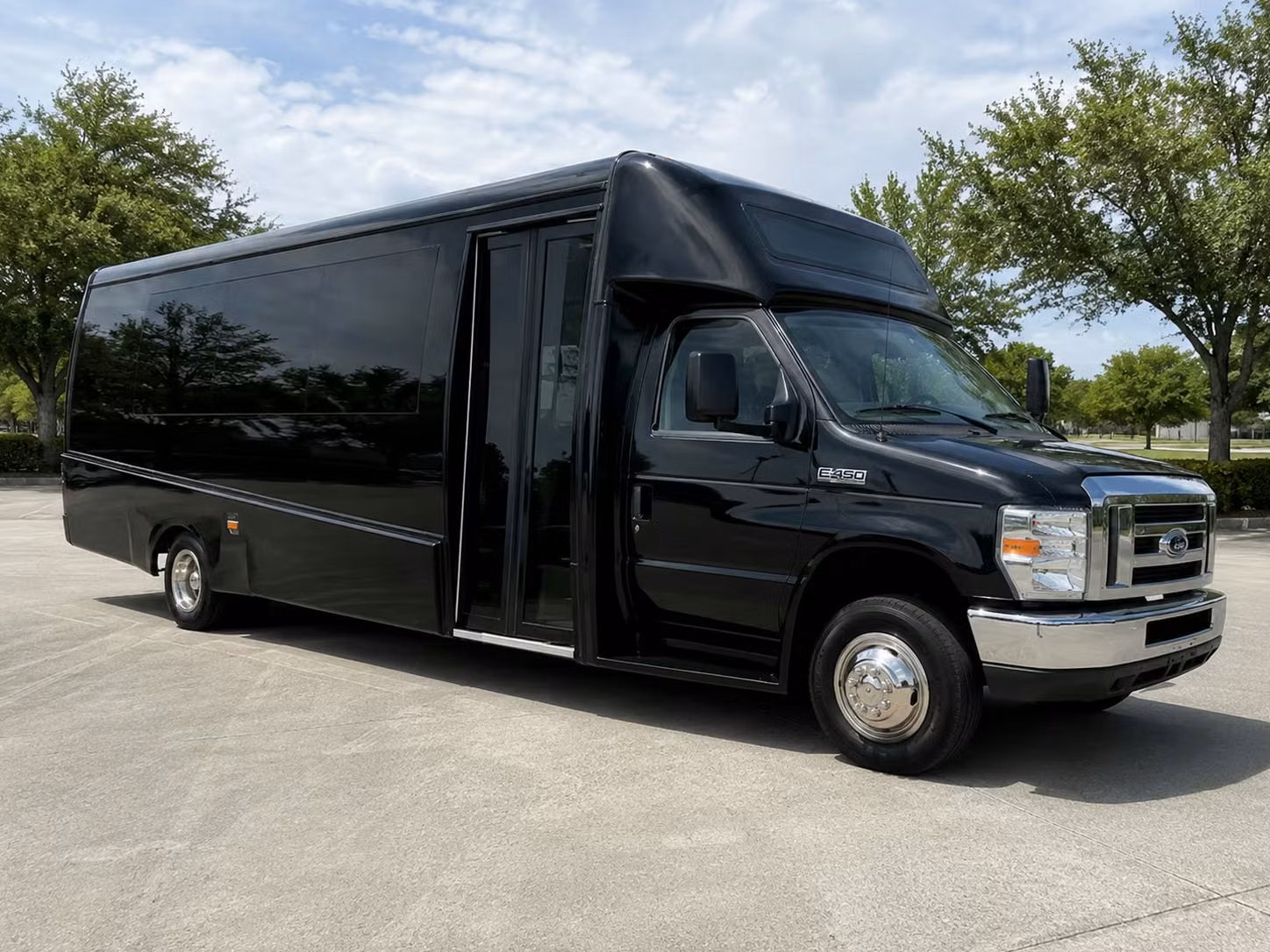 20 passenger minibus
