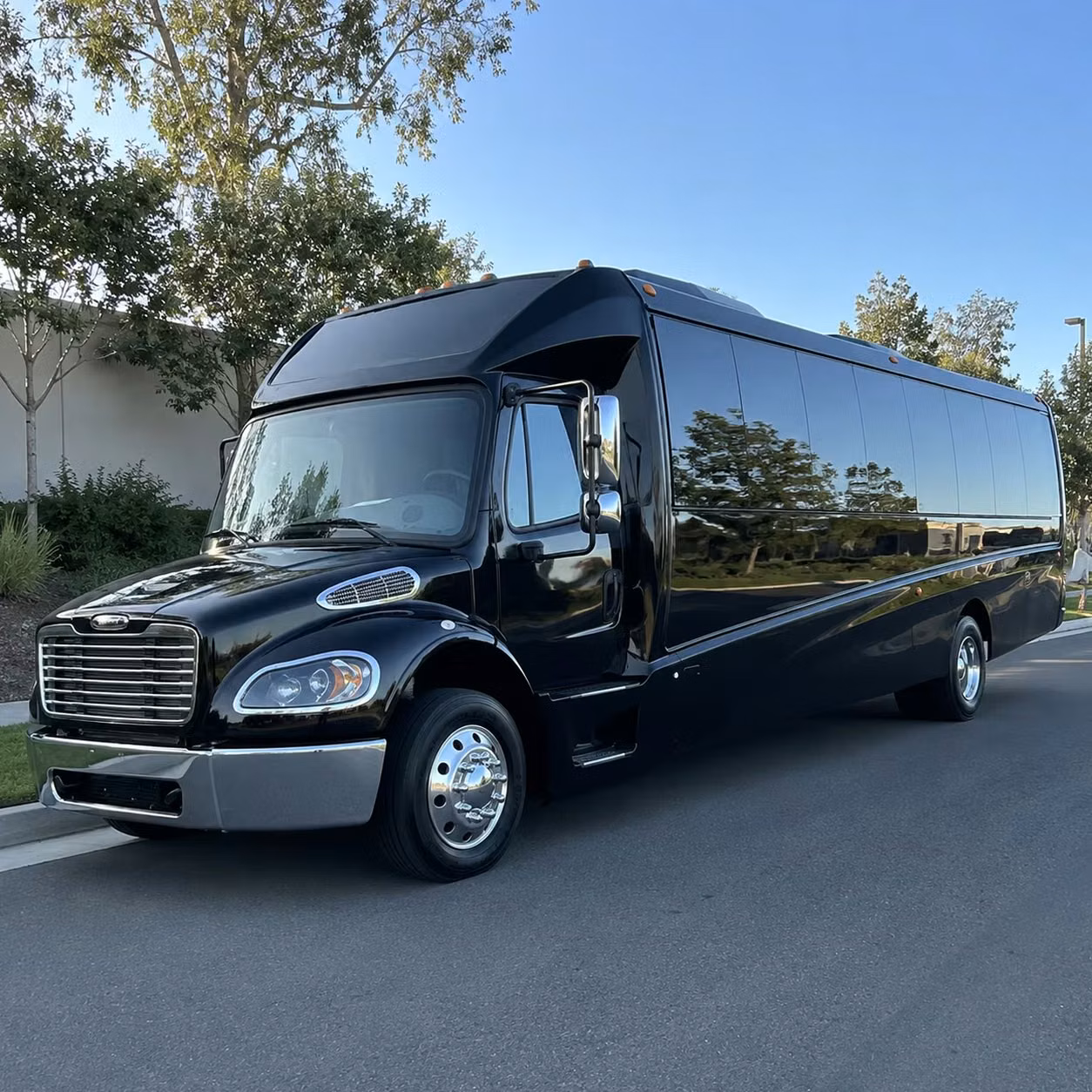 28 passenger minibus