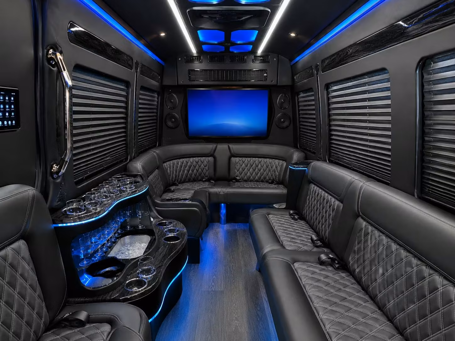 charterbusrentalplantationfl com puts plantation prom transportation options right on your screen