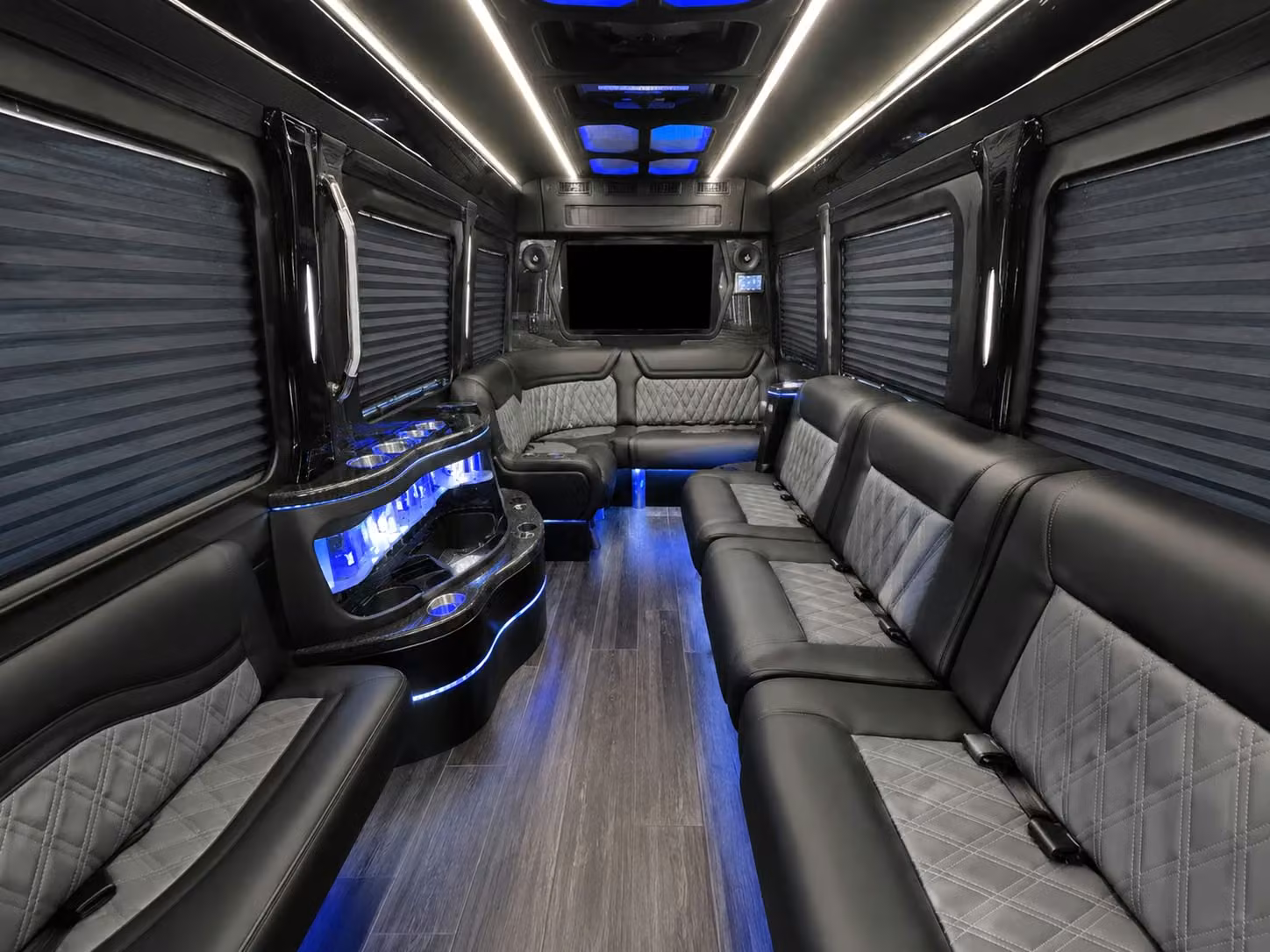every plantation employee shuttle comes with amenities that keep your team productive