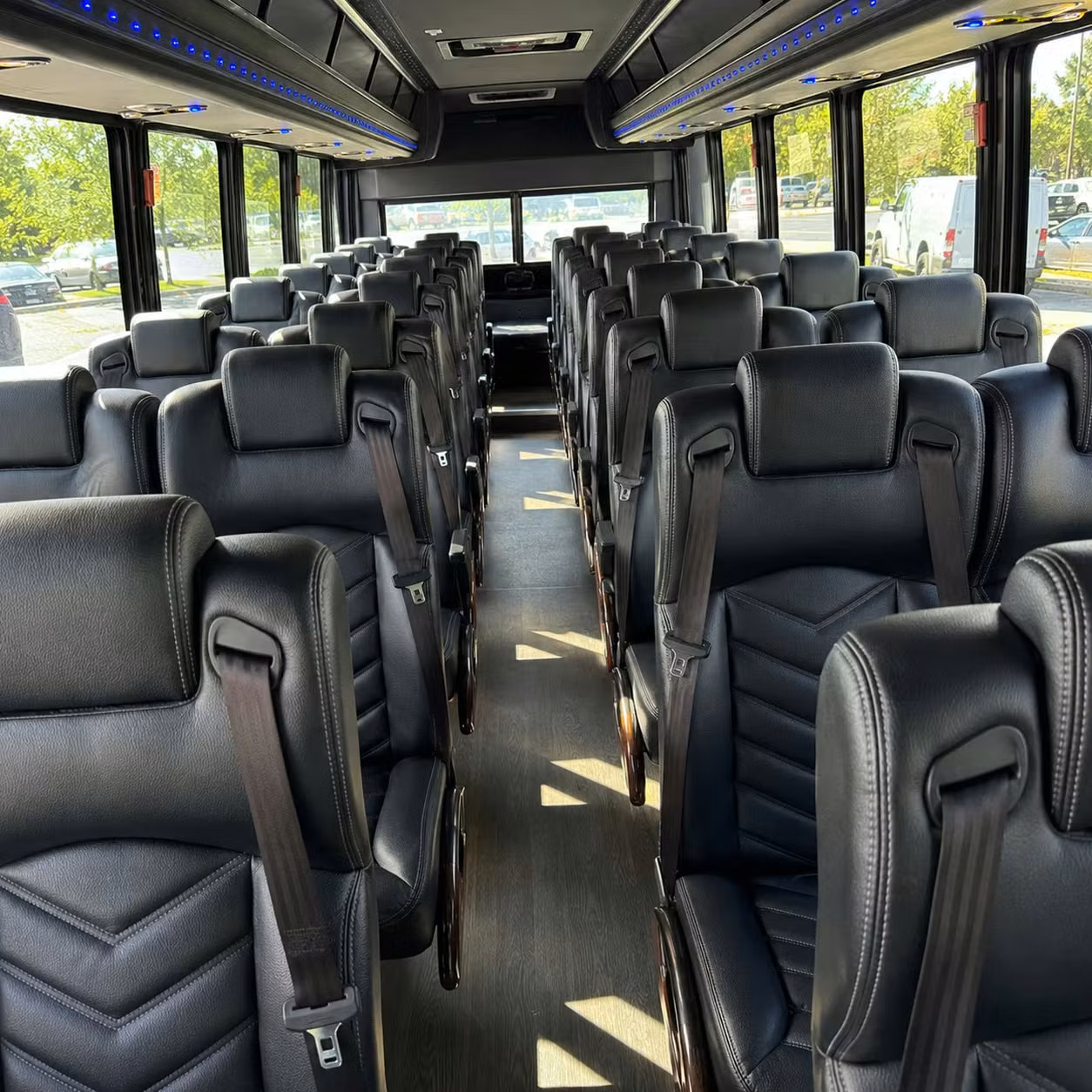 plantation 18 passenger minibus rental