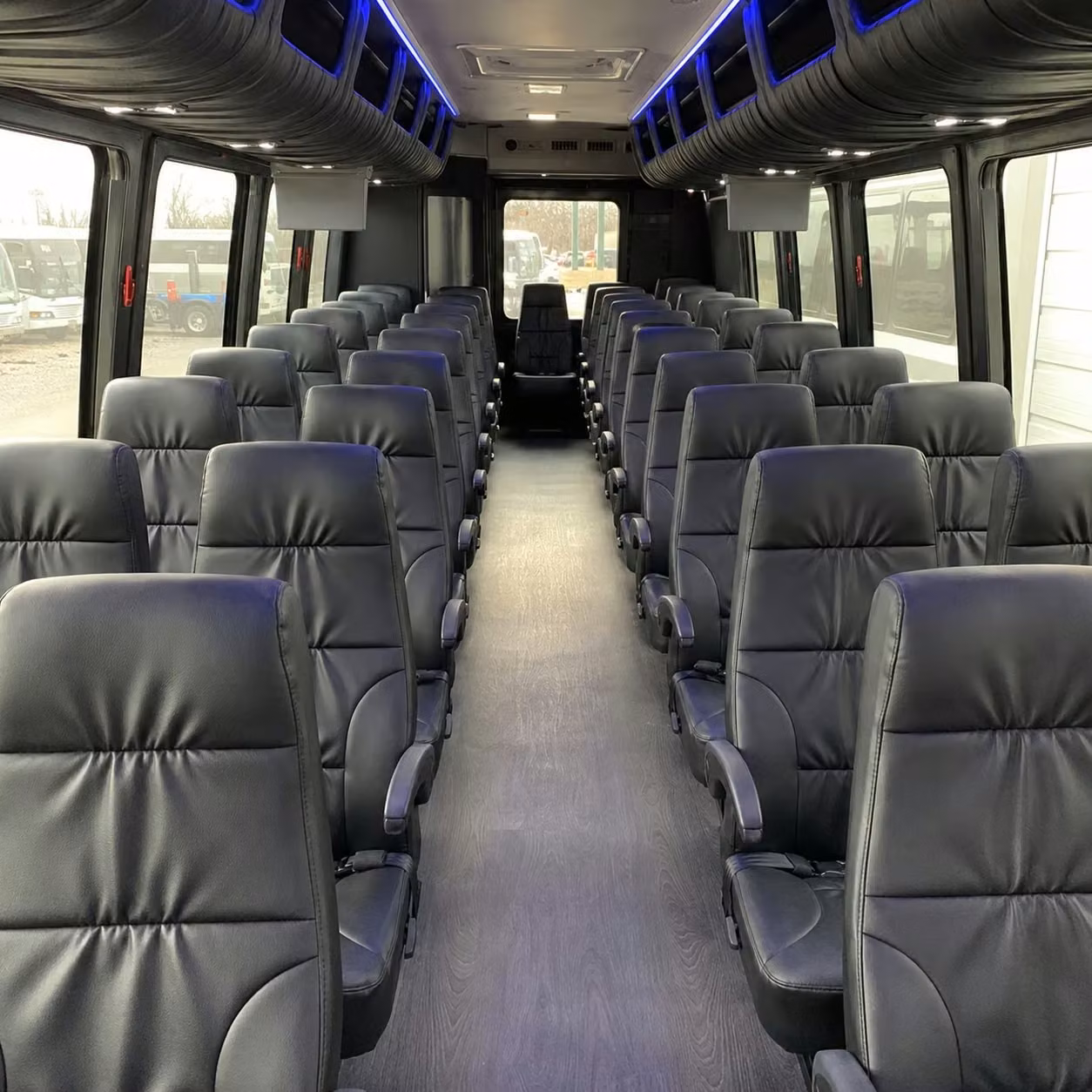 plantation 20 passenger minibus rental