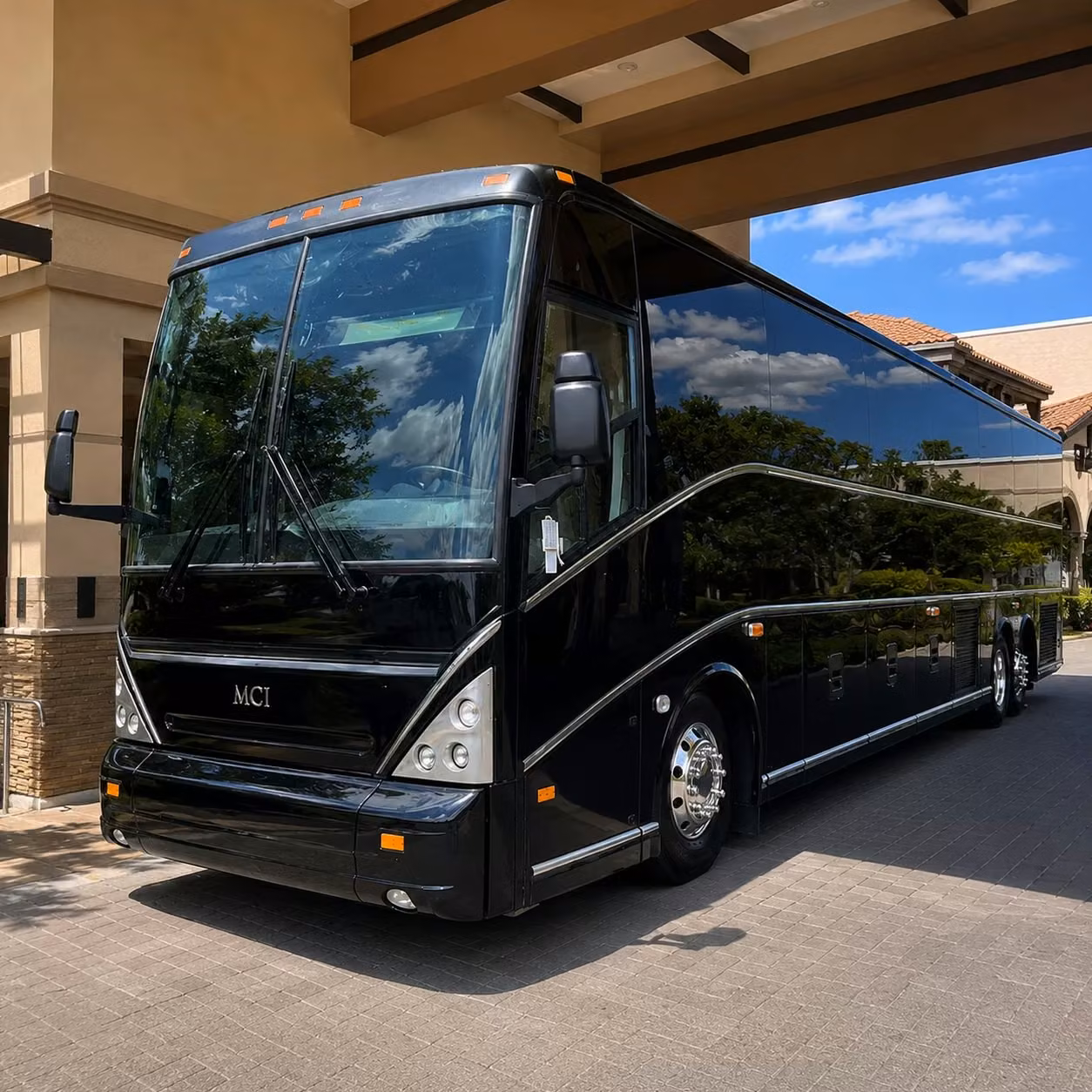 plantation charter bus rental exterior